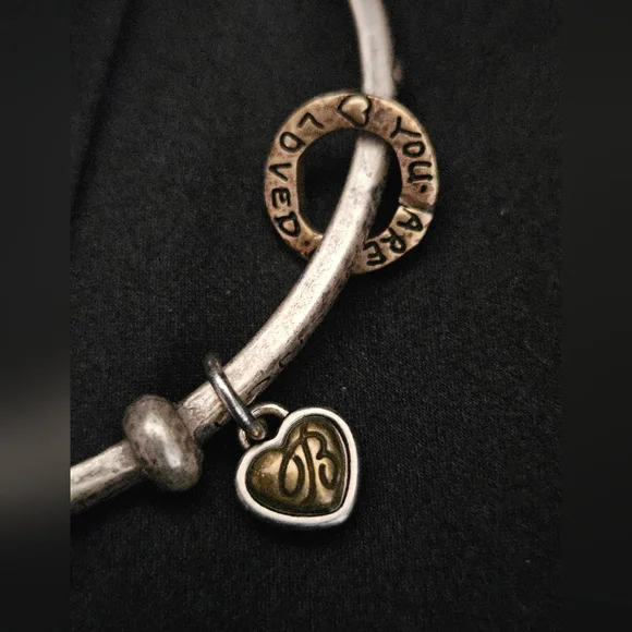 Brighton ART & SOUL Mother Love Family Bangle Bracelet. - Picture 2 of 8